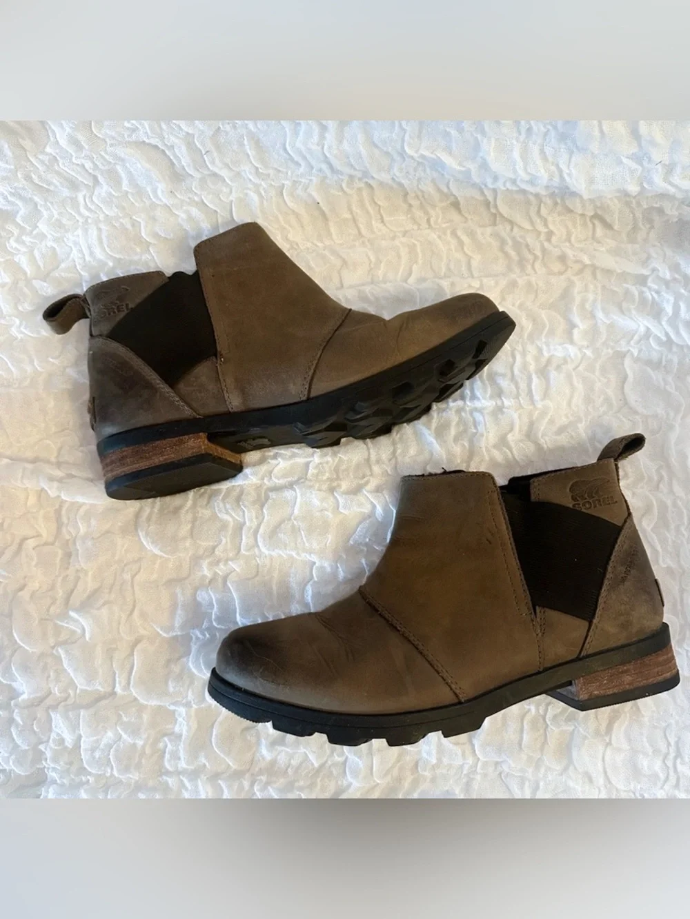 Sorel Emelie Chelsea Taupe Boots Size 7 Waterproof